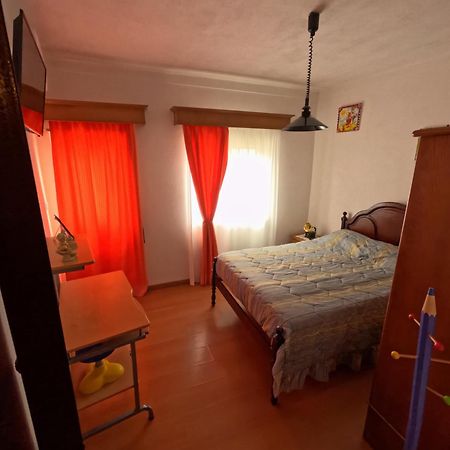 Вілла Casa Do Neto Tiago Фундан Екстер'єр фото
